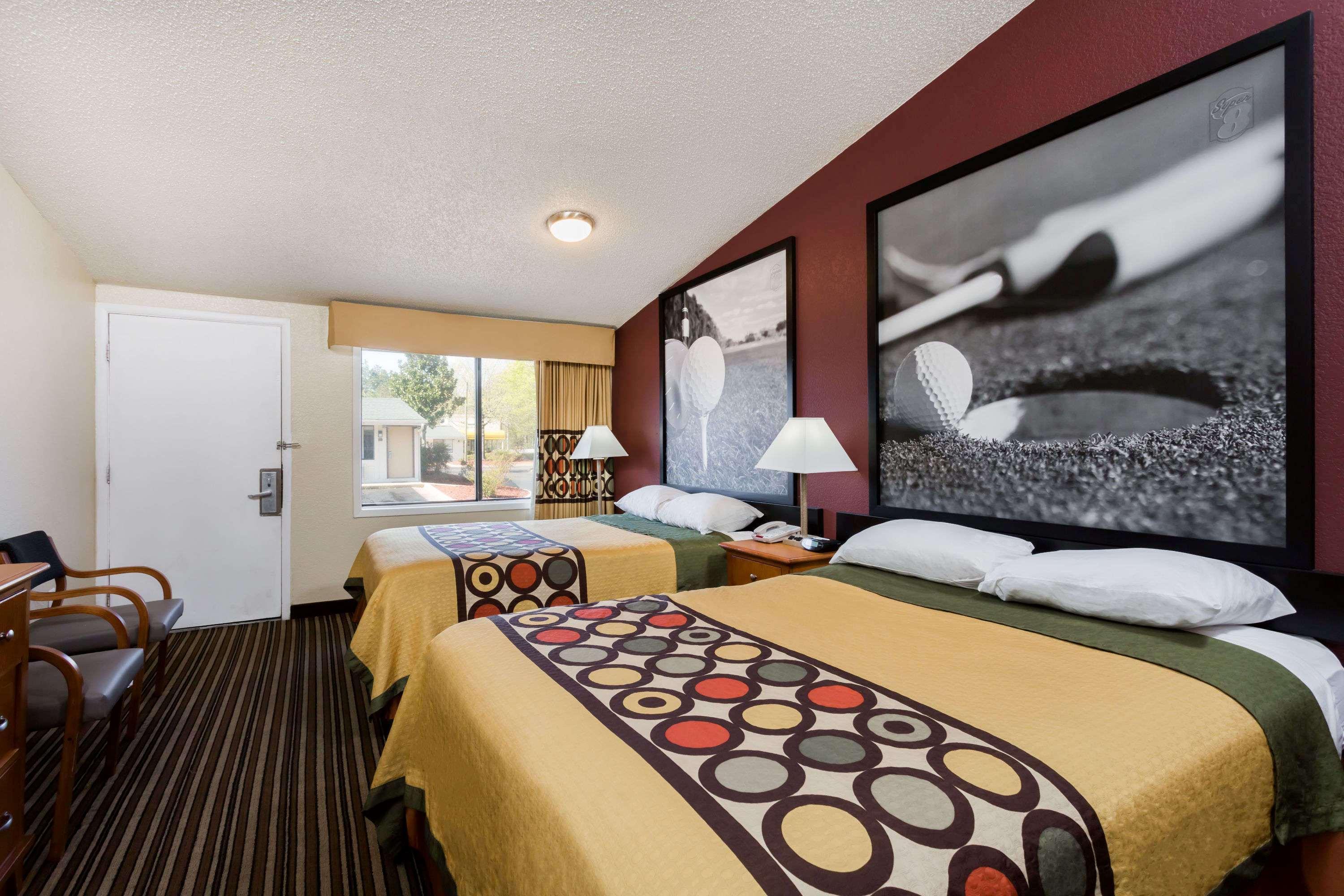 Super 8 By Wyndham Aberdeen Southern Pines Εξωτερικό φωτογραφία